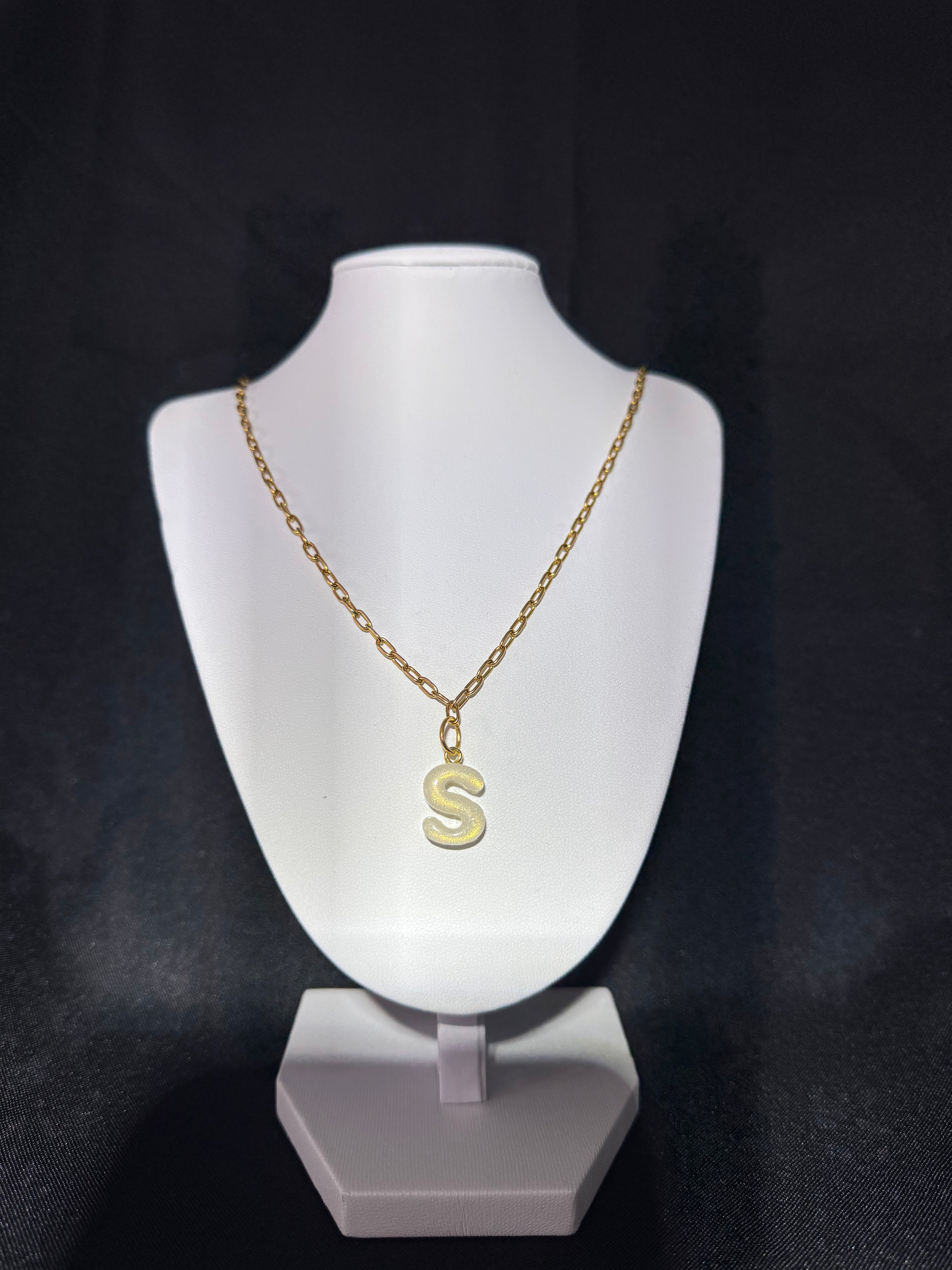 Blanc Enchanté ( chaîne 4 )