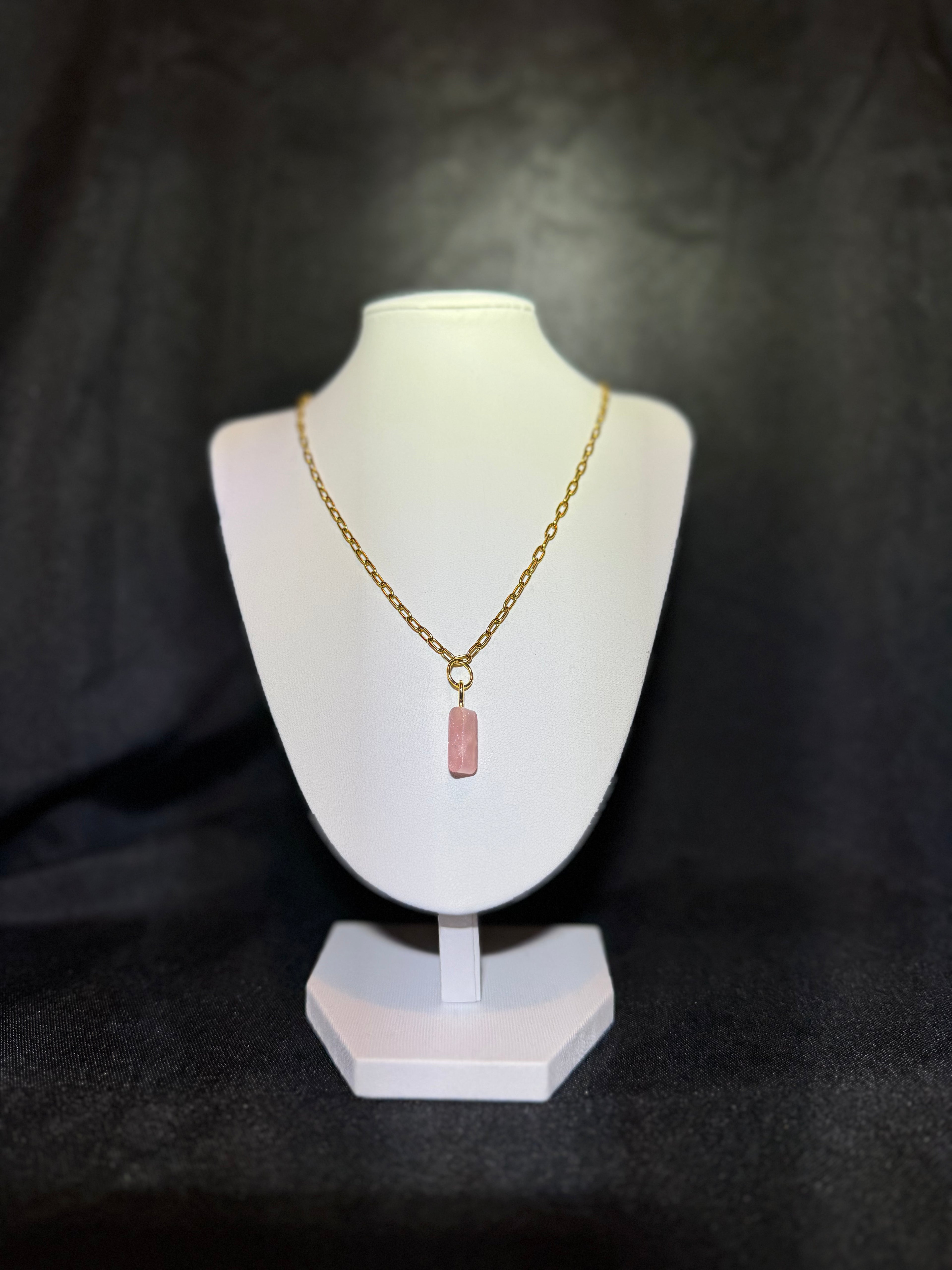 Rose Plume ( chaîne 4 )